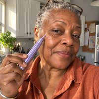 Jennifer, 61, holding the sylvie pen